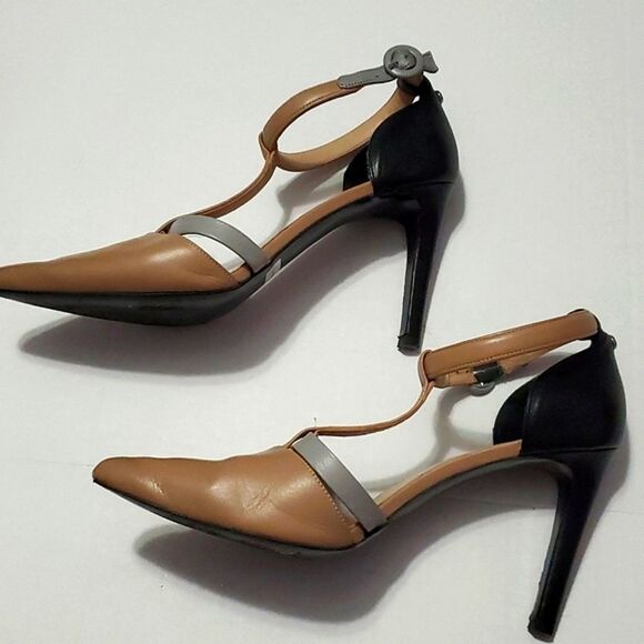 Tommy Hilfiger Arianna Color Block Classic Modest Heels - Picture 7 of 14
